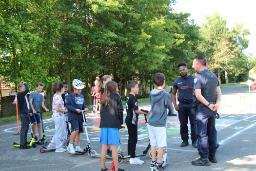 La Police Municipale responsabilise les CM2 aux dangers de la route