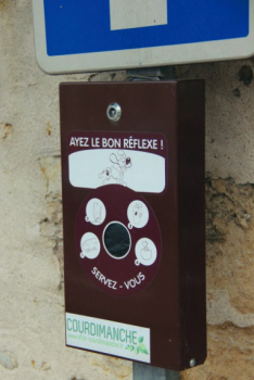 Distributeur de sacs