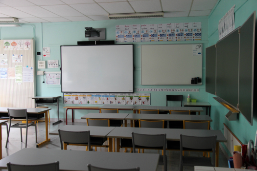 Le tableau blanc investit l'école